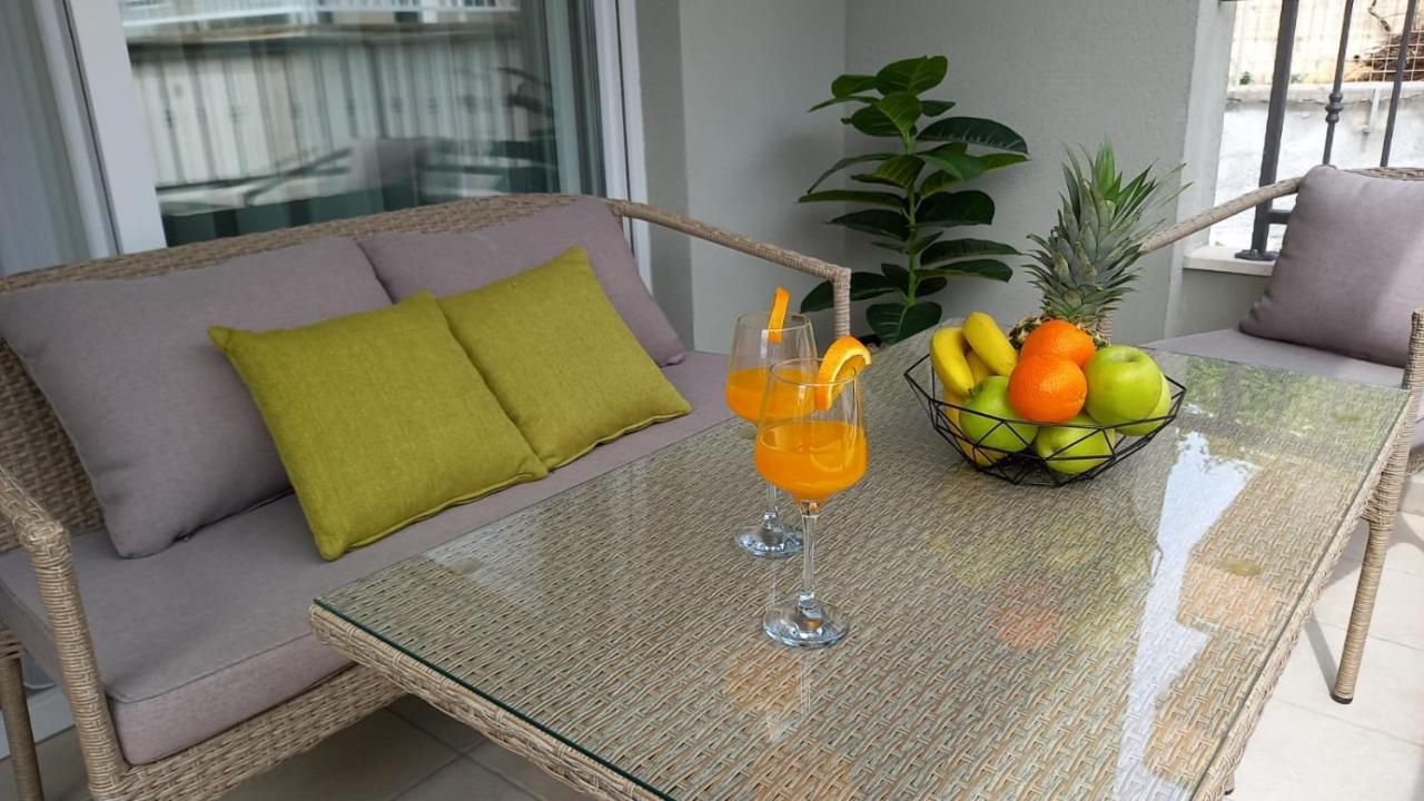 Lux Apartman Antonija Makarska Exterior foto